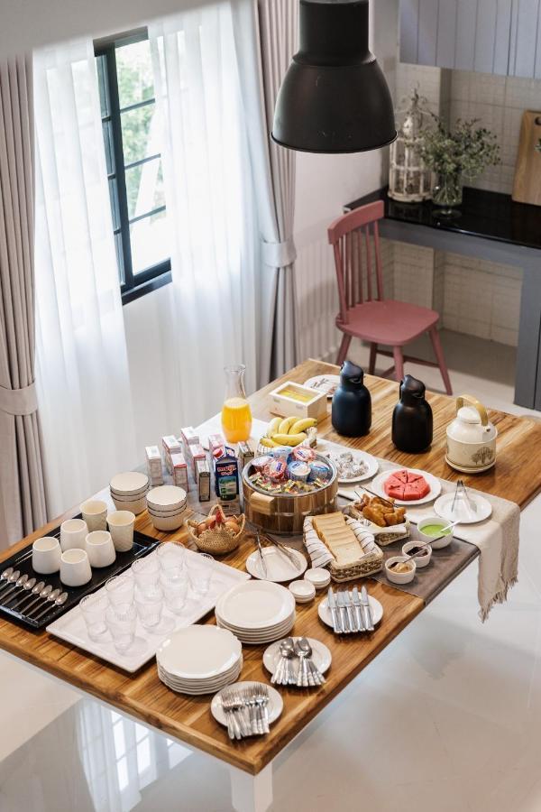 Casa Luna Bangkok Eksteriør billede